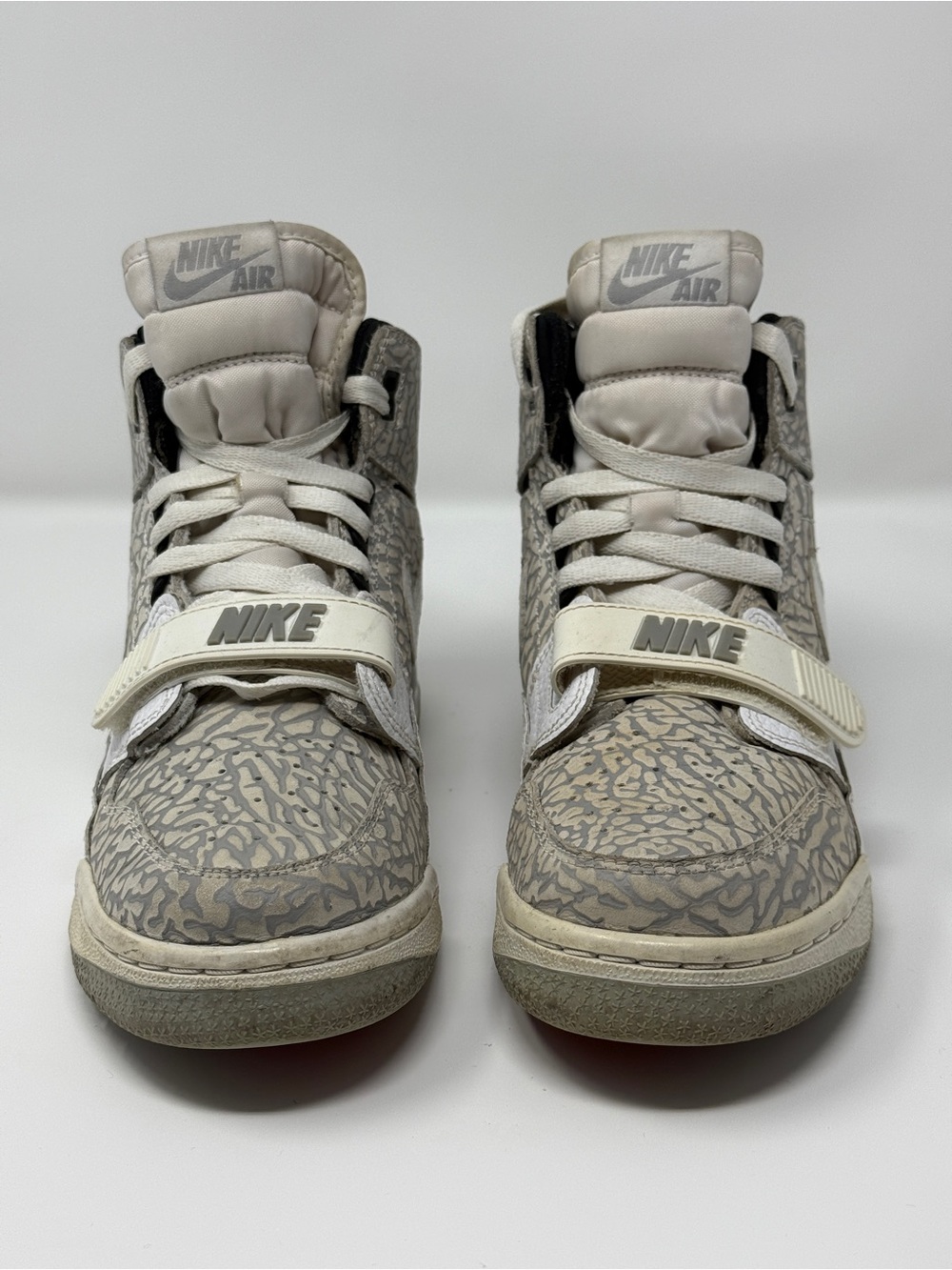Size 6.5Y- Nike Air Jordan Legacy 312 (gs) At4040-100 Youth Elephant